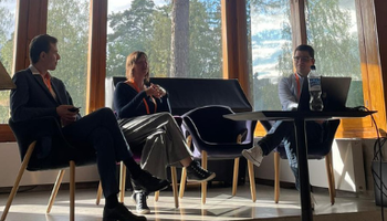 Jesse Wright (ODI) discusses deployments of Solid with Elfi Goesaert (VITO) and Brecht Wyns (Athumi)